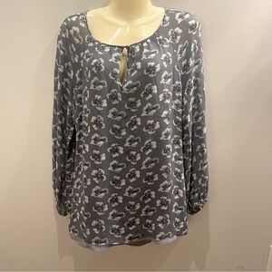 Tory Burch 100% silk Gray floral print blouse Womens size 10 Lined Logo prints